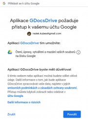 Klíčovým krokem instalace programu GDocsDrive je jeho propojení s vaším účtem Google. Při prvním spuštění otevře aplikace webovou stránku, kde se přihlásíte ke svému účtu a povolíte programu GDocsDrive přístup k obsahu vašeho Disku Google.