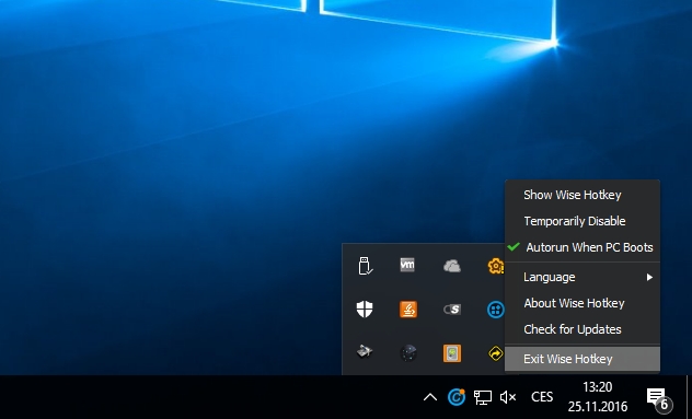 Aby mohla aplikace Wise Hotkey fungovat, musí se spouštět společně s Windows a běžet na pozadí operačního systému. Standardně je program Wise Hotkey tato nastaven, což si můžete ověřit v kontextové nabídce tlačítka aplikace v oznamovací oblasti hlavního panelu. Musí zde být označena předvolba »Autorun When PC Boots«. | Zdroj: Hotkey 1.2.8