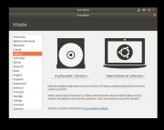Po spuštění instalátoru Ubuntu se můžete rozhodnut mezi live verzí na zkoušku nebo instalací Linuxu do vašeho počítače.