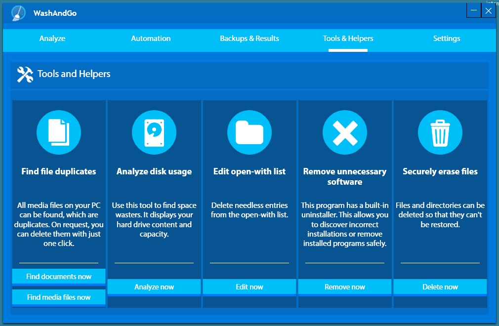 Na kartě »Tool & Helpers« najdete pod tlačítkem »Analyze disk usage« i nástroj »FolderVisualizer« pro analýzu obsahu disku, pomocí nástroje »Securely erase files« bezpečně odstraníte vybrané soubory i celý obsah složek a klinutím na tlačítko »Remove unnecessary software« otevřete Ovládací panely se seznamem nainstalovaných programů a funkcí. | Zdroj: WashAndGo 21