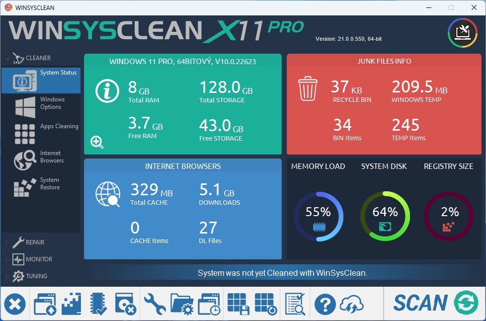 Ve výchozím okně zobrazuje WinSysClean základní informace o počítači, stejně jako výsledky poslední kontroly jeho obsahu a aktuální údaje o využití kapacity operační paměti a pevného disku. V pravé horní části hned zjistíte, kolik prostoru na disku zabírají zbytečná data. | Zdroj: WinSysClean X11 Pro