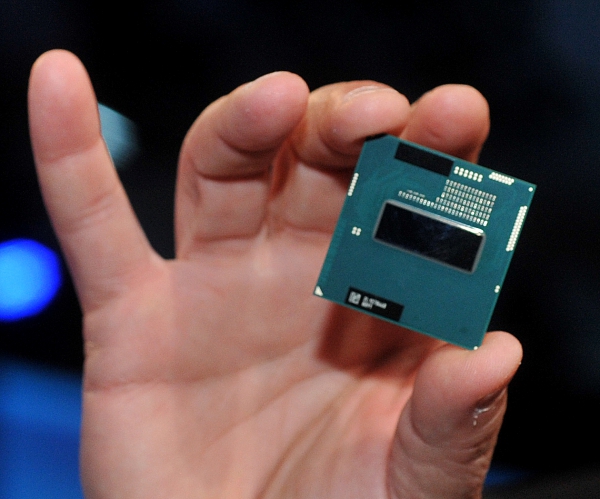 Ultrabooky bude v roce 2012 pohánět třetí generace procesorů Intel Core processor (kódové jméno „Ivy Bridge“).