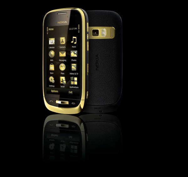 Nokia Oro