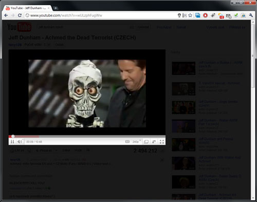Díky Turn Off the Lights je sledování videa nejen na YouTube ohodně pohodlnější a vypadá lépe ;-)