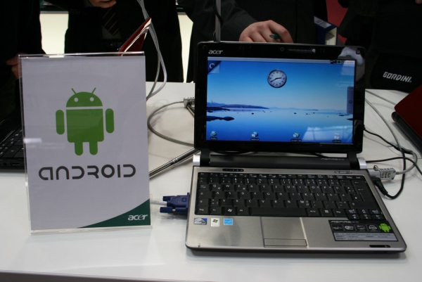 Netbook Asus Aspire One a operačním systémem Android, Atomem N270 a 160GB diskem. 