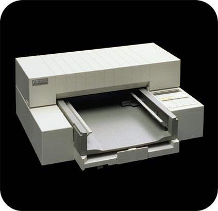 První tiskárna HP Deskjet z roku 1988