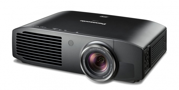 Nový projektor Panasonic pro domácí kina s Full-HD rozlišením a podporou 3D 