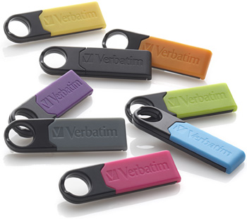 Barevné USB disky Store ‘n’ Go Micro jsou k dostání v kapacitách až 32 GB.