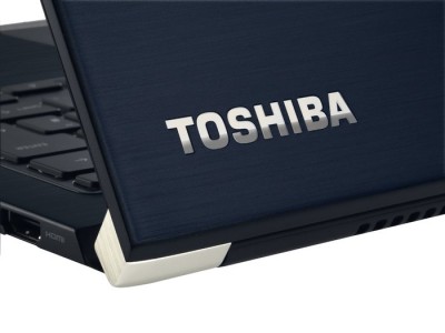 x30-toshiba-detail-nahled