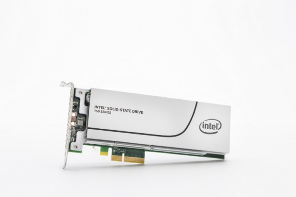 intel-ssd-750-series-half-height-half-length-add-in-card-1-nahled